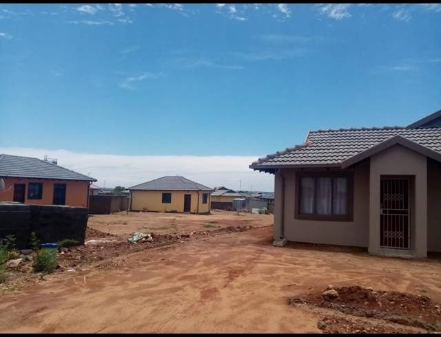 2 BEDROOM HOUSE FOR SALE IN SALFIN